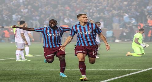 طرابزون سبور بطلا للدوري التركي بعد غياب 39 عاما